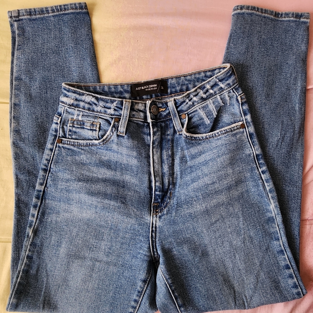 Just Black Denim Light Washed Size 24 Jeans